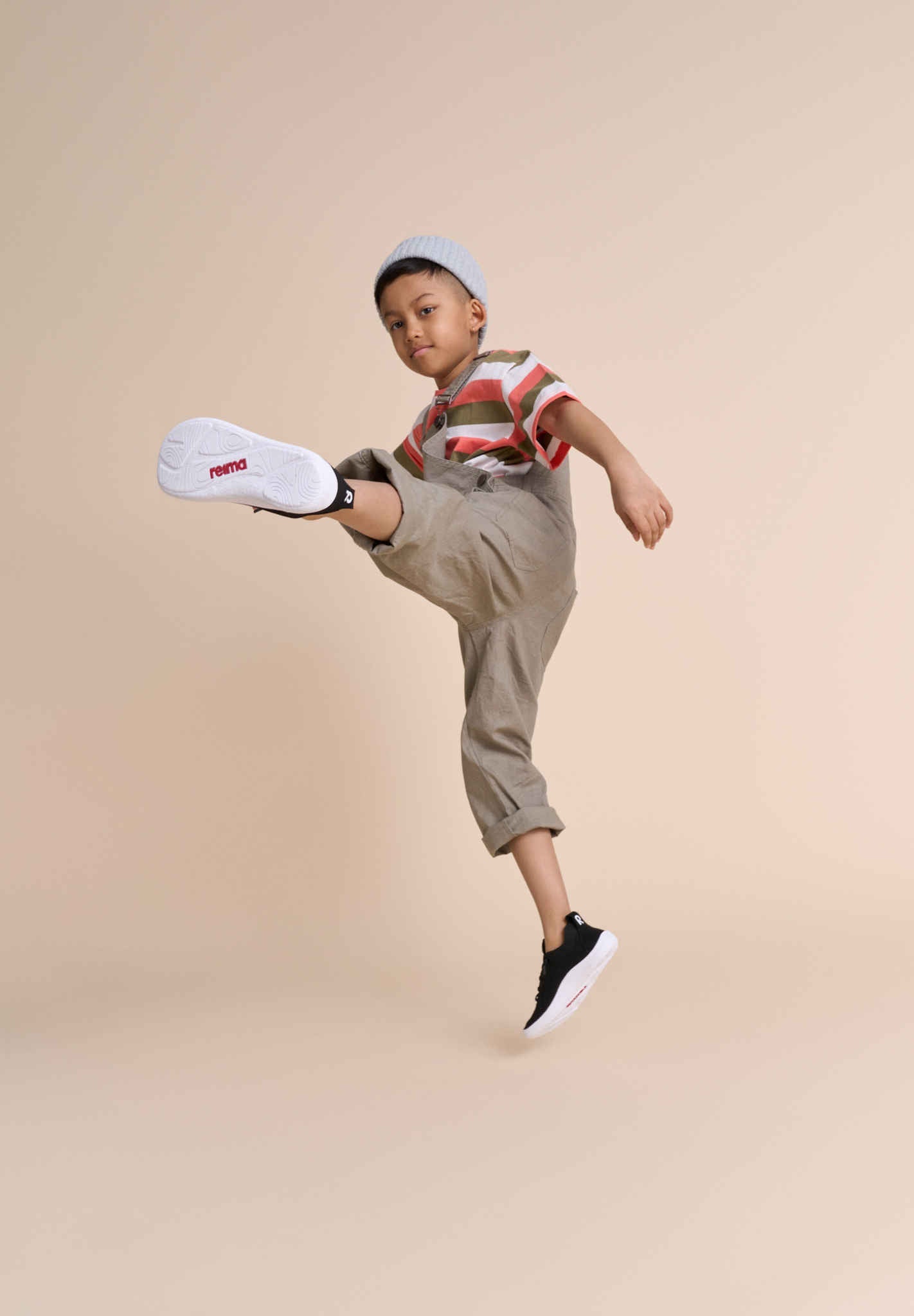 Lightweight Breathable Barefoot Shoes - Astelu