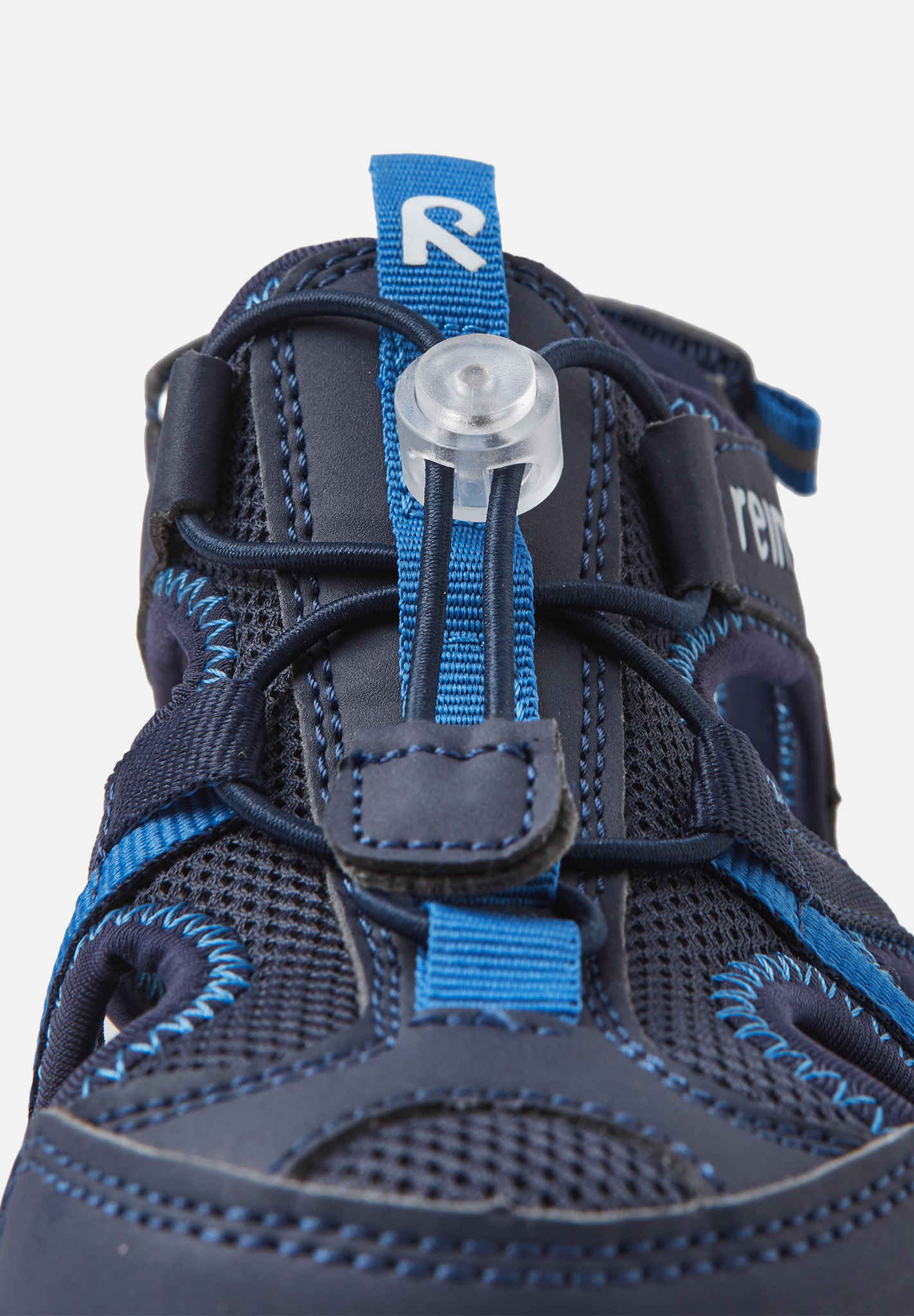 Lightweight Sandals - Hiekalla