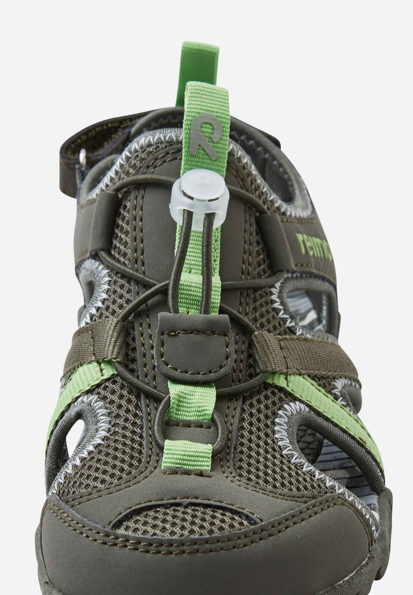 Lightweight Sandals - Hiekalla