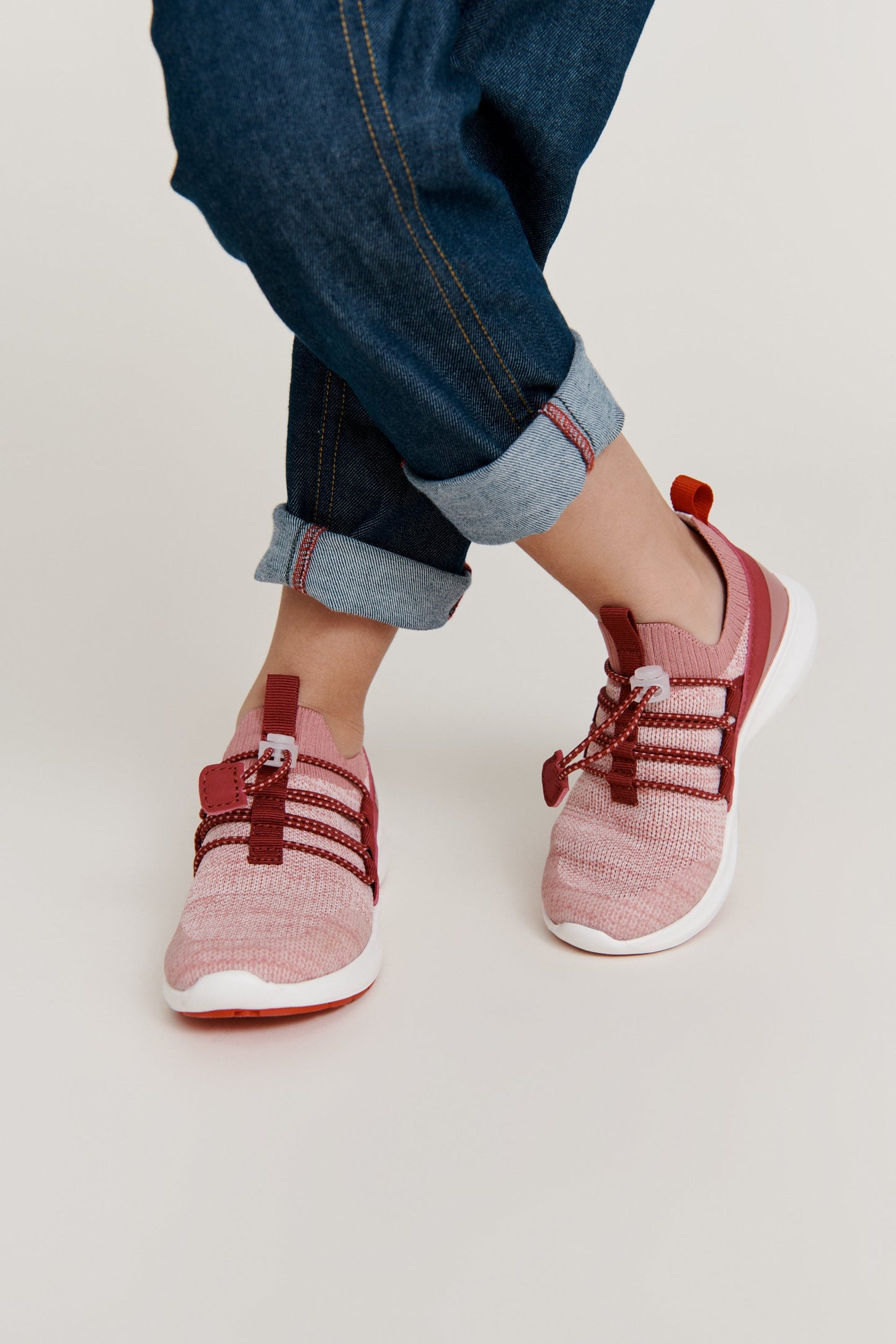 Lightweight Breathable Sneakers - Staili